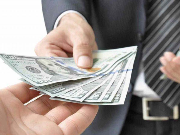 Từ 1/3: DN không được vay và cho vay lẫn nhau bằng tiền mặt